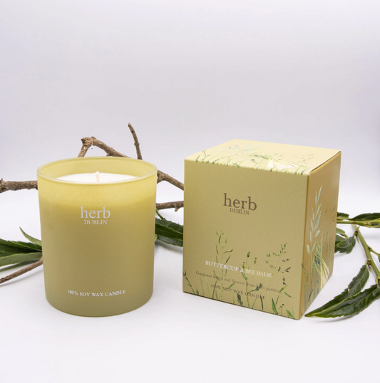 HERB CANDLE BUTTERCUP AND BEEBALM