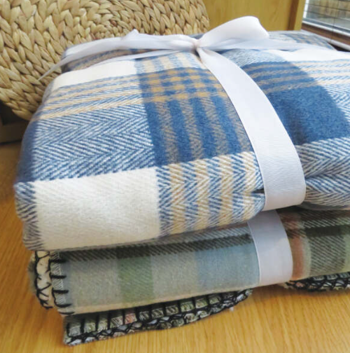 Tweed Blanket 127x152 Blue